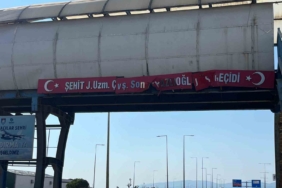 Bandırma’da 13 gün arayla aynı üst geçide ikinci kez tır dorsesi çarptı