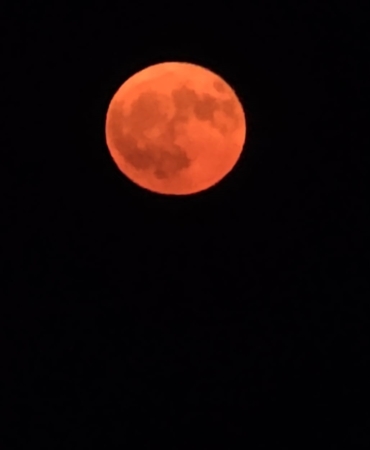 Bandırma’da kartpostallık ay manzarası