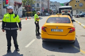 Bandırma’da trafik denetimlerinde 59 sürücünün ehliyetine el konuldu