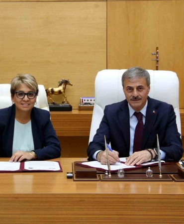 Başkan Alemdar adli yardım protokolüne imzayı attı: