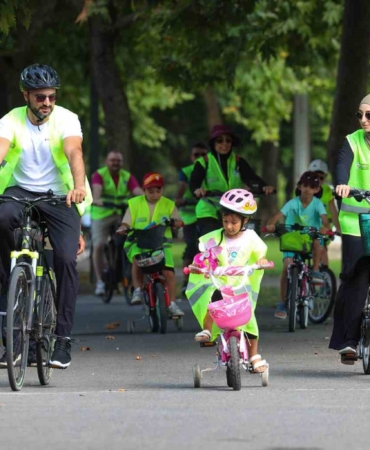 Başkan Alemdar: “Sporu ve bisiklet kullanımını yaygınlaştırmaya devam edeceğiz”