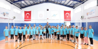 Başkan Dursun, voleybolun sultanlarıyla buluştu