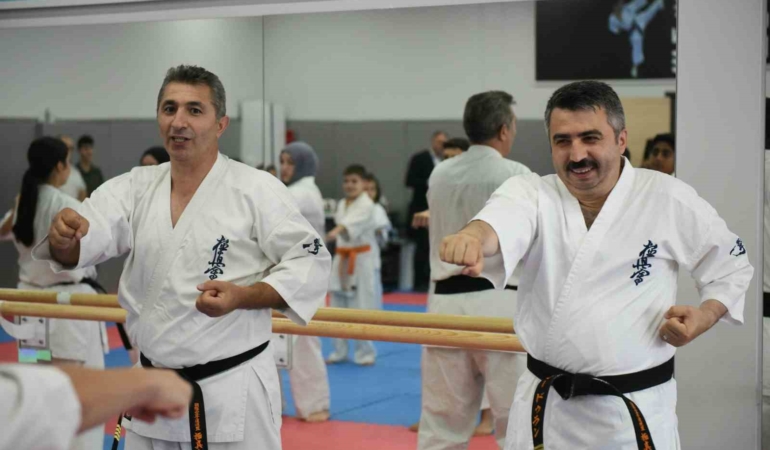 Başkan Yılmaz belediyecilikte karakuşağa yükseldi...