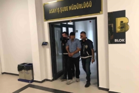 "Ben sana çeyrek taktım, sen bana altın takmadın" kavgasının sanıkları hakim karşısında