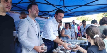 Beşiktaş Belediyesi’nde aşure ikramı