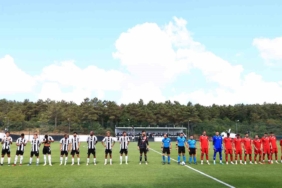 Beşiktaş, hazırlık maçında Ümraniyespor ile berabere kaldı