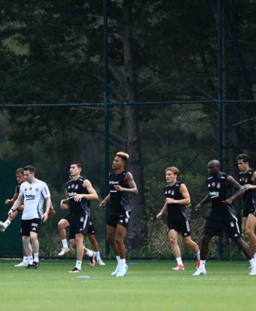 Beşiktaş, yeni sezon hazırlıklarını sürdürdü