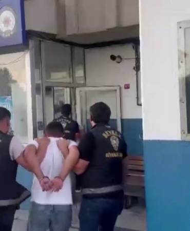 Beykoz’da asker eğlencesinde havaya ateş açan 2 şüpheli yakalandı