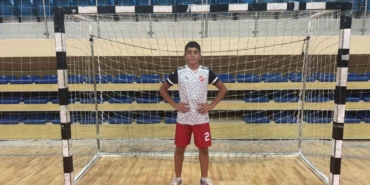 Bilecikli sporcu hentbol için gelişim kampına katılıyor