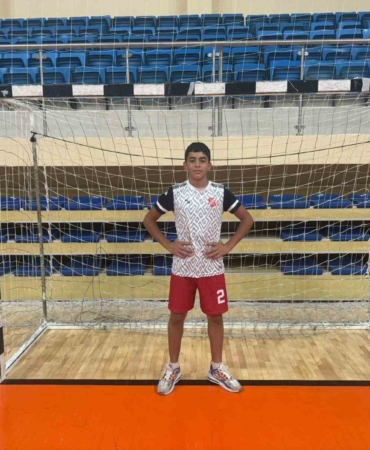 Bilecikli sporcu hentbol için gelişim kampına katılıyor