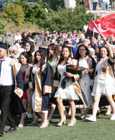Bilecik’te mezuniyet coşkusu yaşandı
