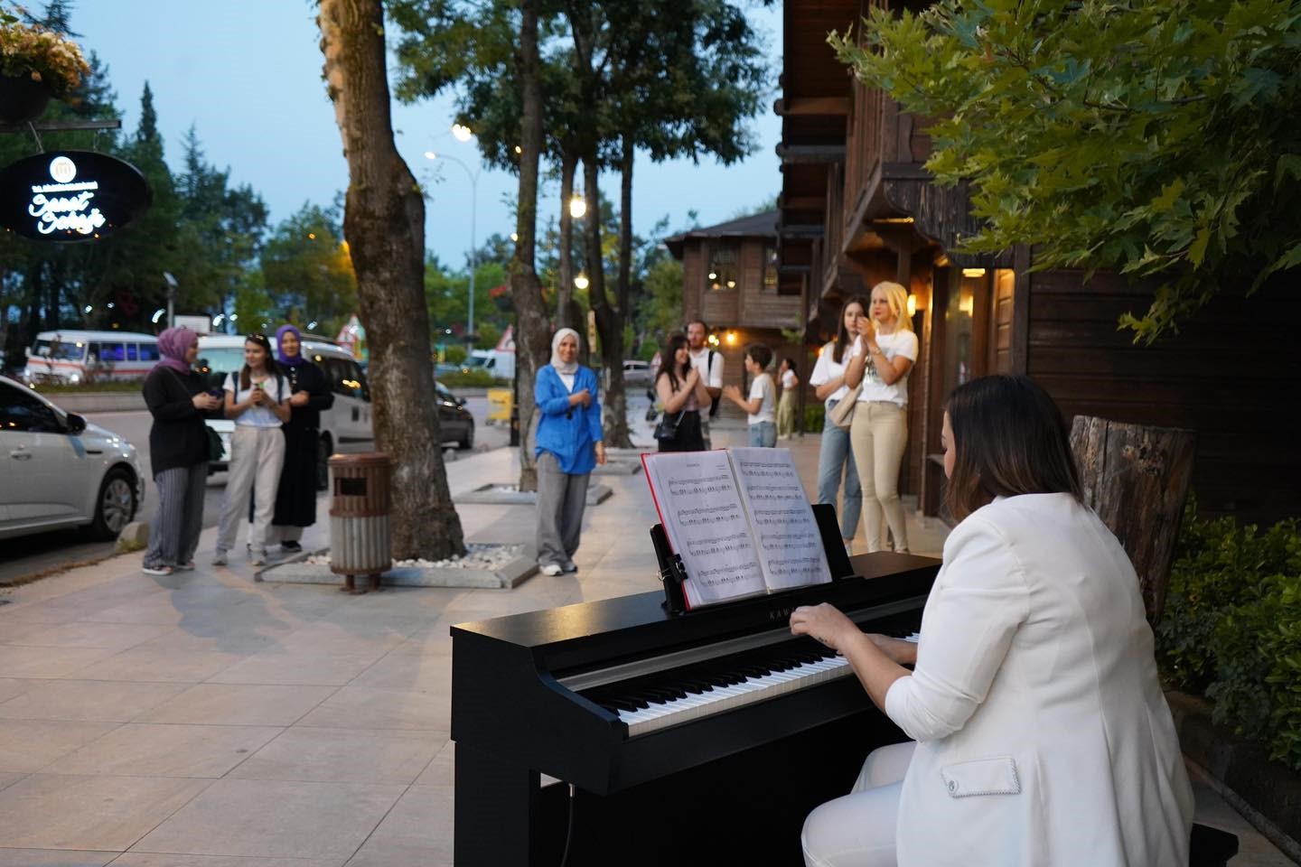 Bilecik’te Sanat Sokağı’nda sanat esintisi