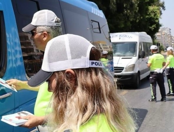 Bilecik’te trafik denetimlerinde 52 sürücüye 89 bin 669 TL para cezası uygulandı