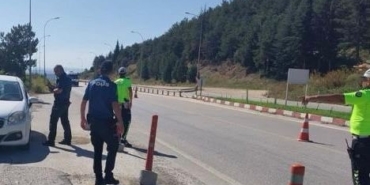 Bilecik’te trafik denetimlerinde 62 araç sürücüsüne 83 bin 381 TL para cezası