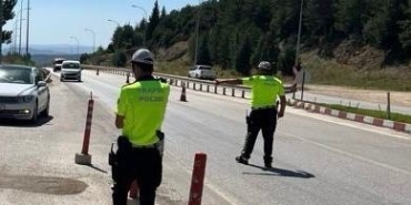 Bilecik’te trafik kurallarına uymayan 73 sürücüye 59 bin 559 TL ceza