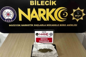 Bilecik’te yakalanan şüphelinin üzerinde uyuşturucu madde ele geçirildi