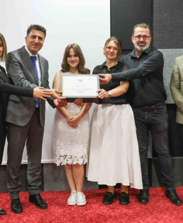 Bilecik’te YKS ve LGS de derece yapan öğrenciler bir araya geldi