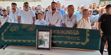 Bindiği bota tekne çarpmıştı: 6 saatlik arama sonucu cansız bedeni bulunan adam toprağa verildi