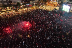 Binlerce Kocaelili tek yürek oldu, gol sevinci görülmeye değerdi