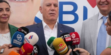 Bozbey makamını Mustafakemalpaşa’ya taşıdı