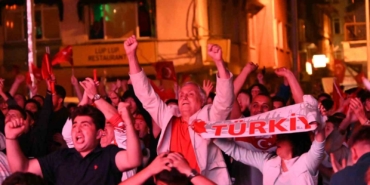 Bozüyük çeyrek final heyecanını tek yürek olarak dev ekrandan izledi
