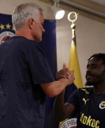 Bright Osayi-Samuel: “Evimizdeki ilk maç olacak ve bunun için sabırsızlanıyorum”