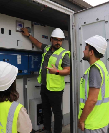 Bu program ile öğrenciler mezun olmadan iş deneyimi kazanıyor