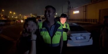 Bu sefer alkollü baba değil, 17 yaşındaki kızı polise takıldı