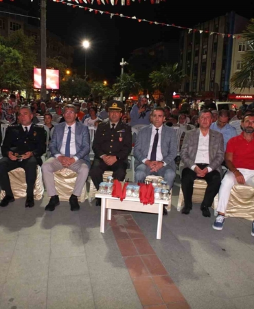 Burhaniye de 15 Temmuz Demokrasi ve Milli Birlik Günü coşkusu