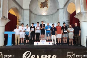 Bursa Büyükşehir Belediyesporlu satranççılar göz doldurdu