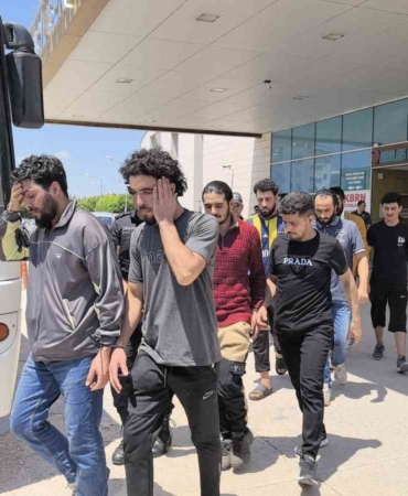 Bursa’da 10 kaçak göçmen yakalandı