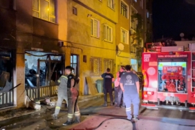Bursa’da alevli gece...4 katlı binadakiler korku dolu anlar yaşadı