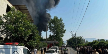 Bursa’da kağıt ve elyaf fabrikasında büyük yangın