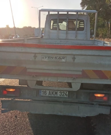 Bursa’da kamyonet 12 yaşındaki çocuğa çarptı: 1 ağır yaralı