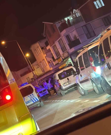 Bursa’da öncede husumetliler arasında çıkan kavgayı polis ayırdı