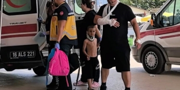 Bursa’da otomobil ile cip çarpıştı: 2’si çocuk 4 yaralı