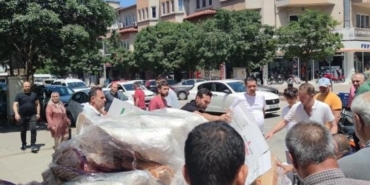 Bursa’da palet üzerinde bulunan gıda ürünlerinin üzerine düştüğü işçi yaralandı