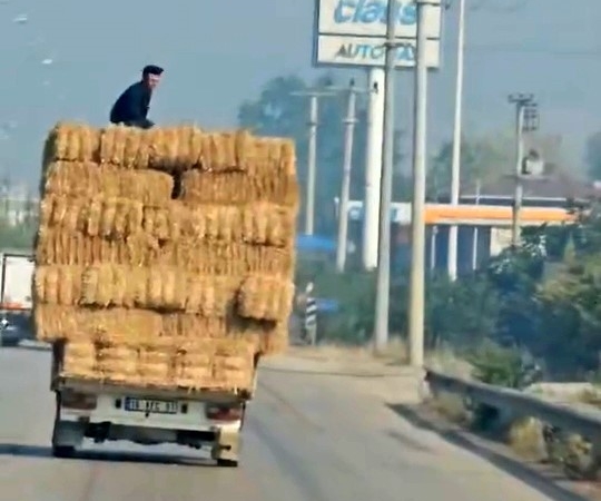 Bursa’da tehlikeli yolculuk kamerada