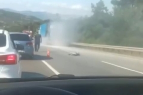 Bursa’da tırın dorsesi alev alev yandı