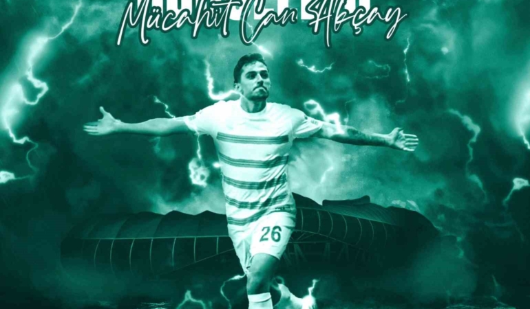 Bursaspor, Mücahit Can Akçay’ı kadrosuna kattı