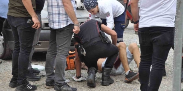 Caddede karşılaştığı husumetlisini tabancayla vurdu