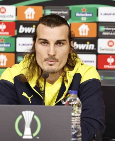 Çağlar Söyüncü, resmen Fenerbahçe’de