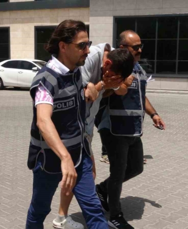 Çanakkale’de kıraathane işletmecisini bıçakla öldüren şüpheli tutuklandı