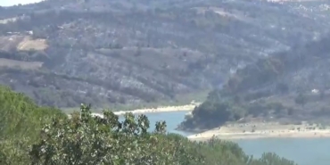 Çanakkale’de orman yangınını kontrol altına alma çalışmaları sürüyor