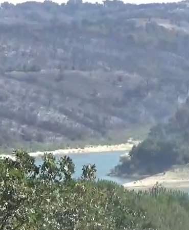 Çanakkale’de orman yangınını kontrol altına alma çalışmaları sürüyor