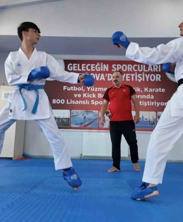 Çayırovalı karatecilerin hedefleri büyük