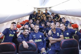 Cengiz Ünder’in doğum günü uçakta kutlandı