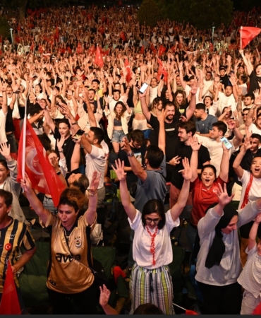 Çeyrek final heyecanı Sanatçılar Parkı’nda yaşanacak