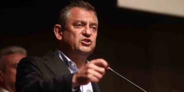 CHP Genel Başkanı Özel: "Filistinli bebeklerin kanı elinde olan Netanyahu’yu alkışlayanları kınıyorum, elleri kırılsın"