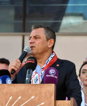 CHP Genel Başkanı Özel: "Kentsel dönüşüm bir belediye başkanının kıt imkanlarıyla başarabileceği bir iş değildir"